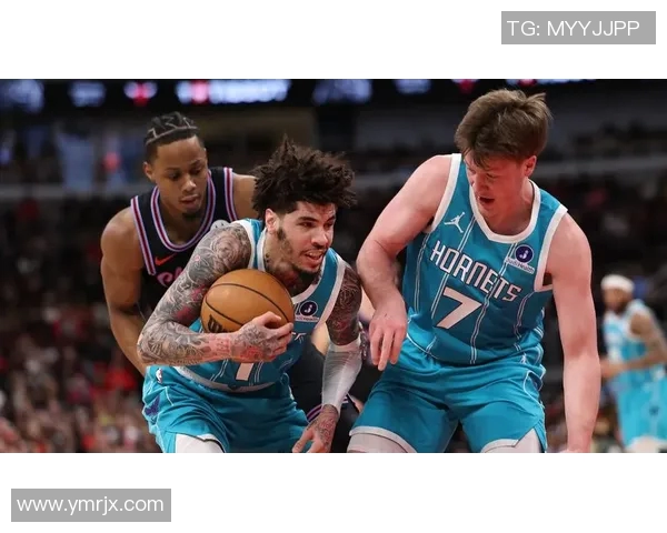 1992年公牛队与黄蜂队对决回顾：经典比赛瞬间与球星表现分析